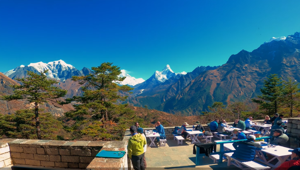 Everest Panoramic Luxury Heli Trek — photo 5