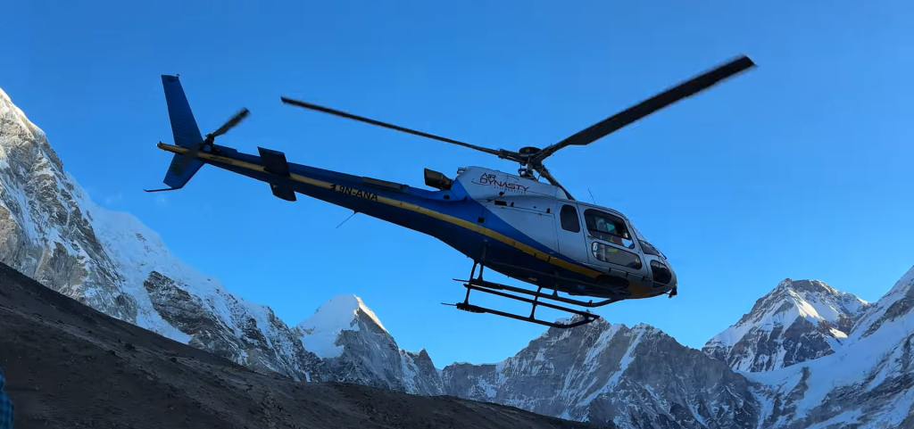 Everest BC Luxury Heli Return Trek — photo 1