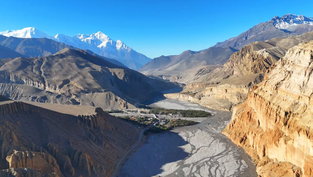 Luxury Upper Mustang Heli Trek — photo 5