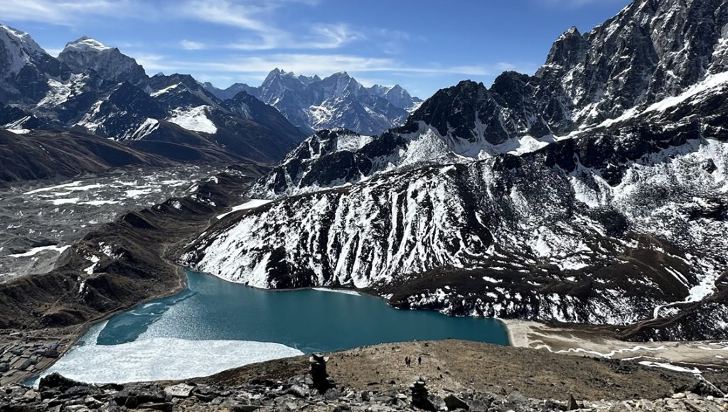 Luxury Gokyo Renjo La Heli Trek