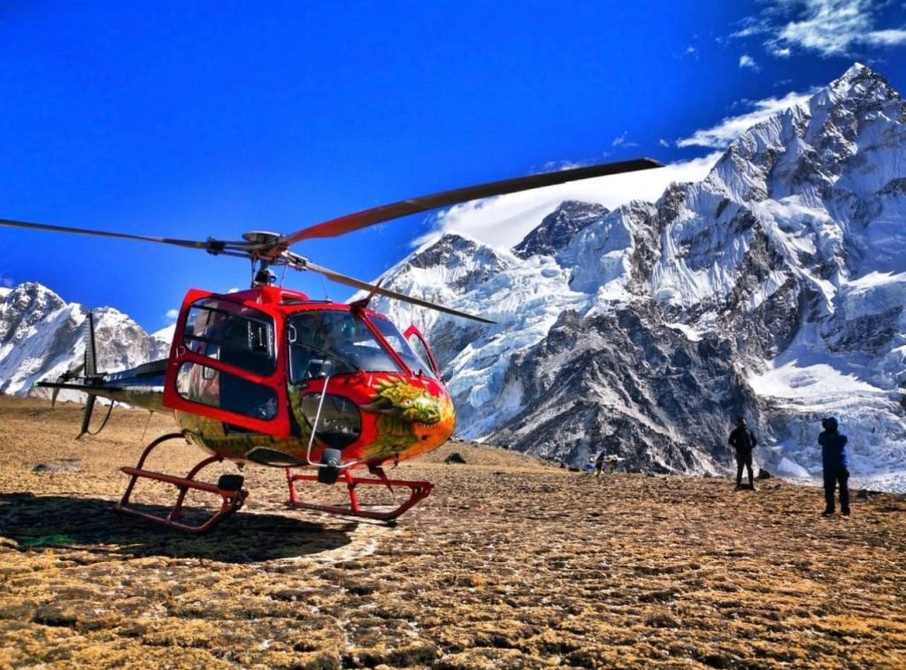 Everest Luxury Helicopter Tour with Kongde Stay — photo 2