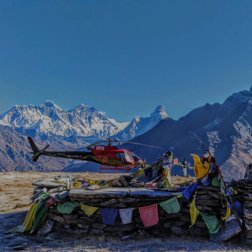 Everest Luxury Helicopter Tour with Kongde Stay — photo 4